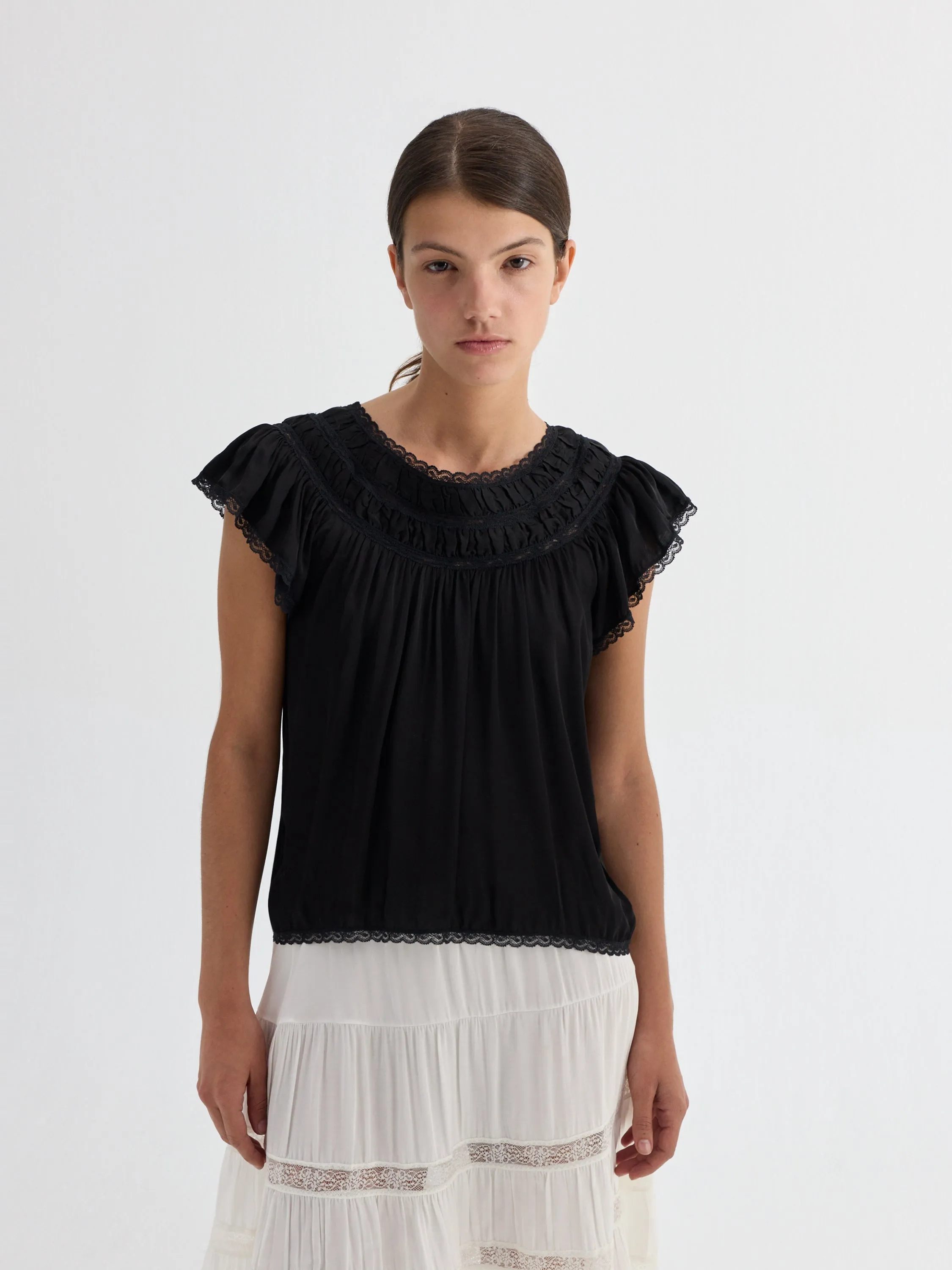 Oda Top sold by Gimaguas product image thumbnail 4