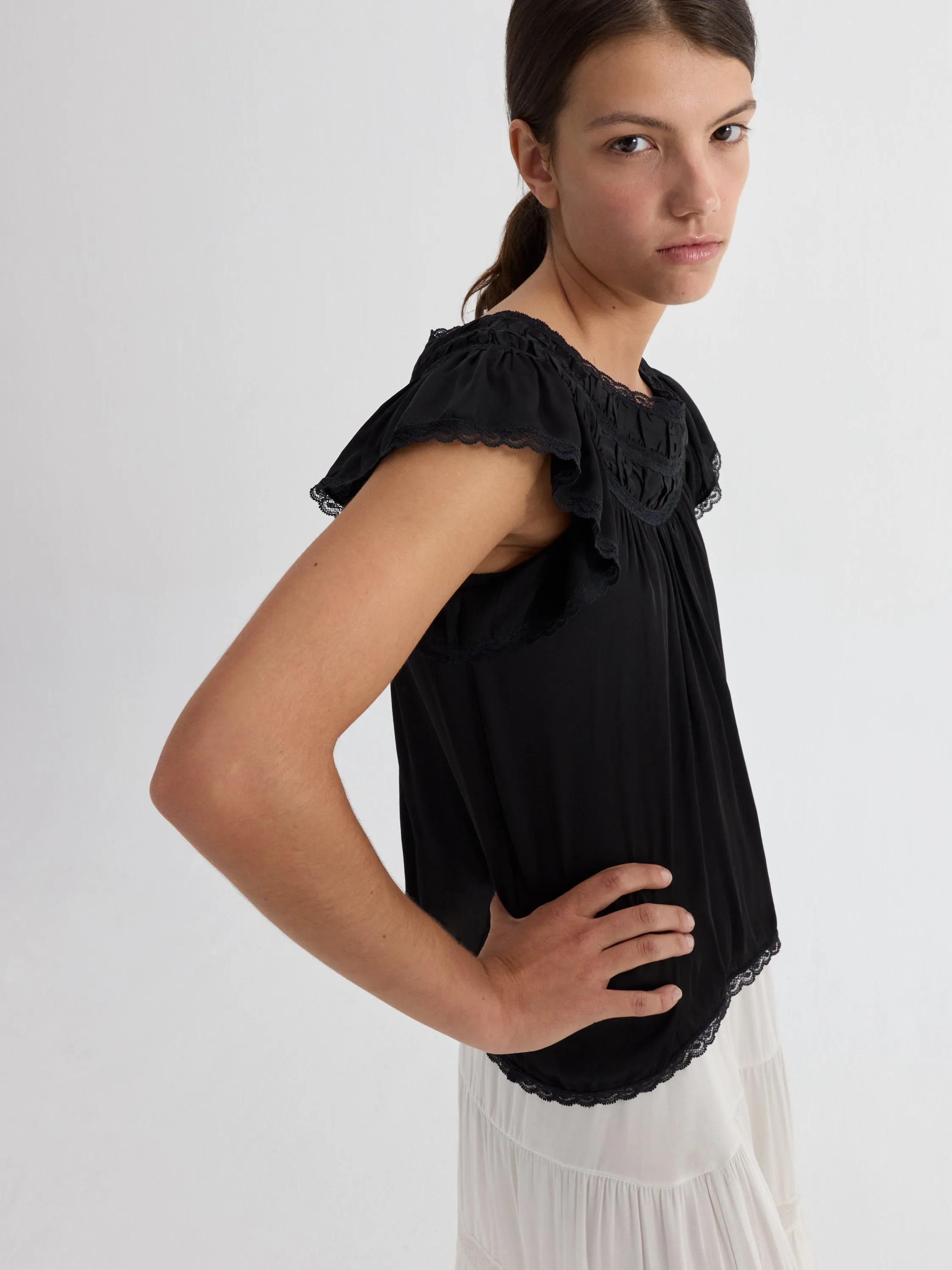 Oda Top sold by Gimaguas product image thumbnail 5