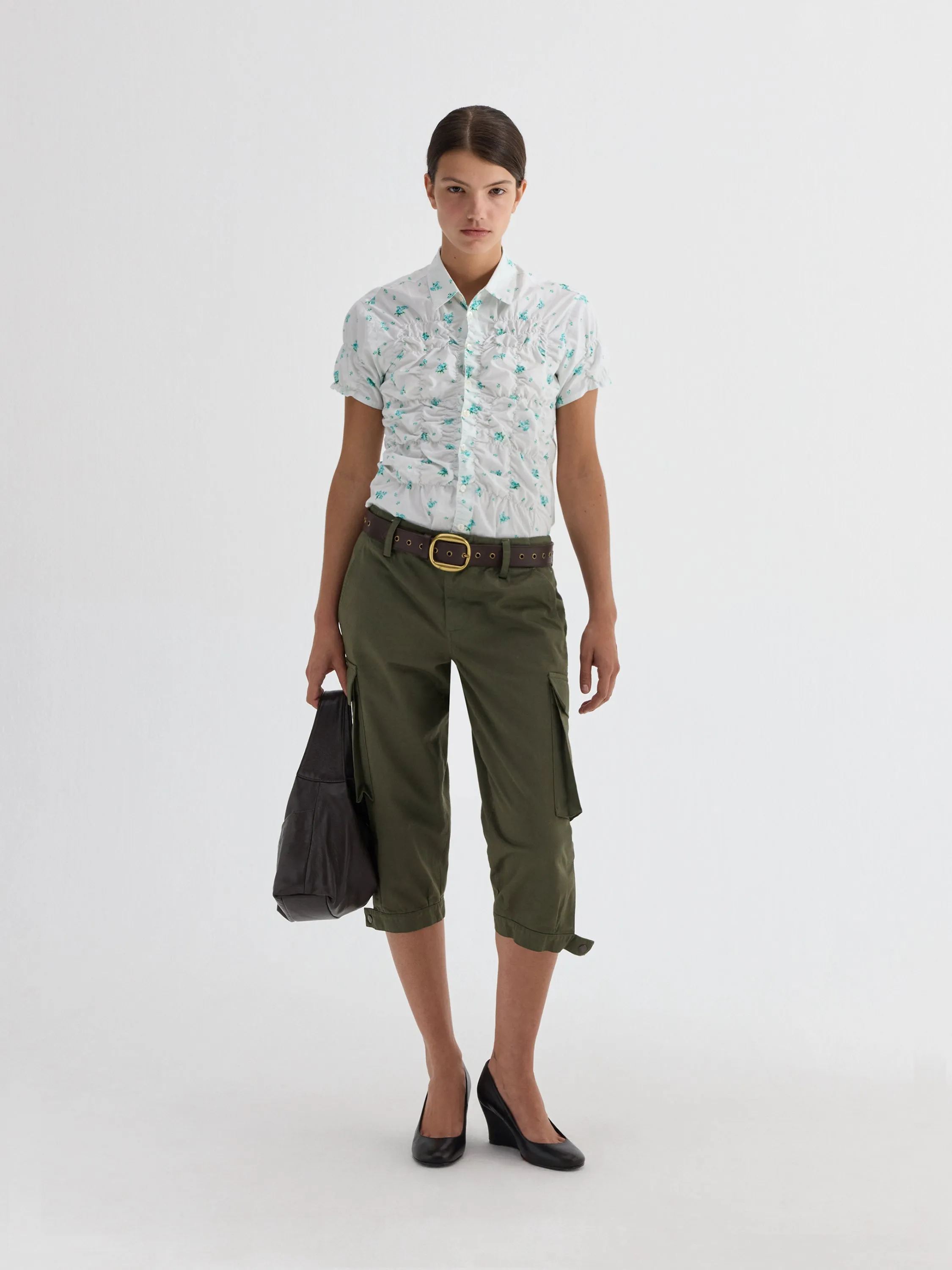 Sara Capri Trousers sold by Gimaguas product image thumbnail 4