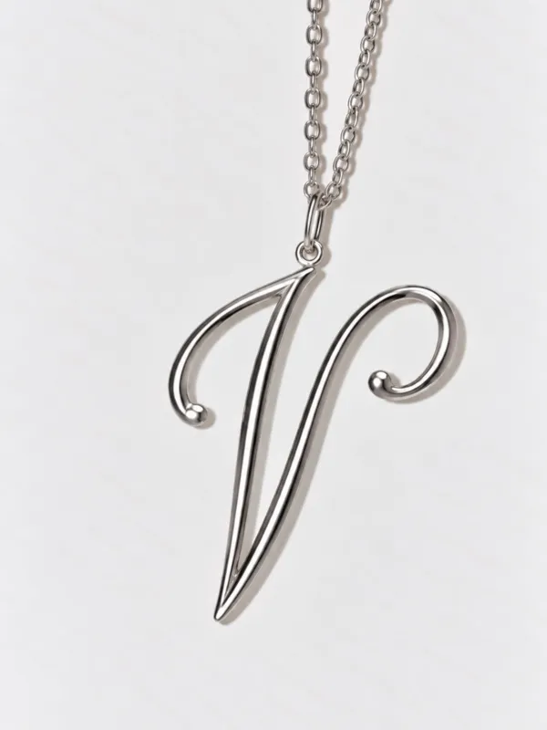 V Necklace made by Gimaguas