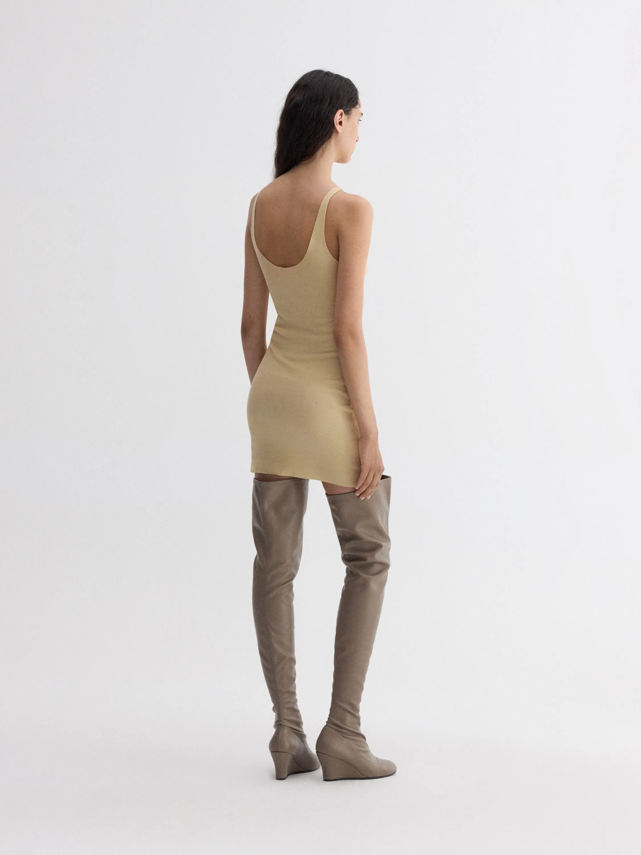Maura Dress sold by Gimaguas product image thumbnail 3