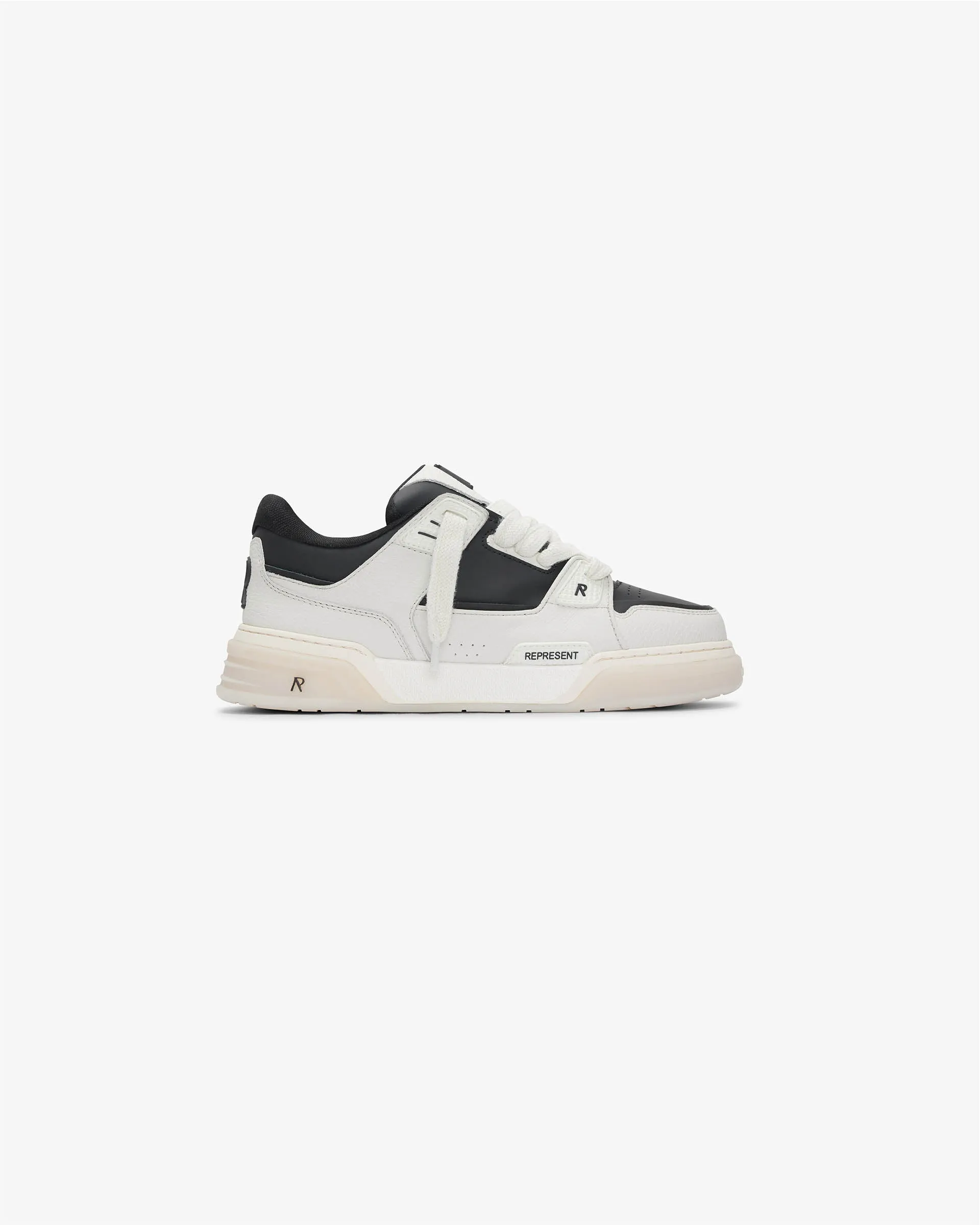 Studio Sneaker - Vintage White Black sold by Represent