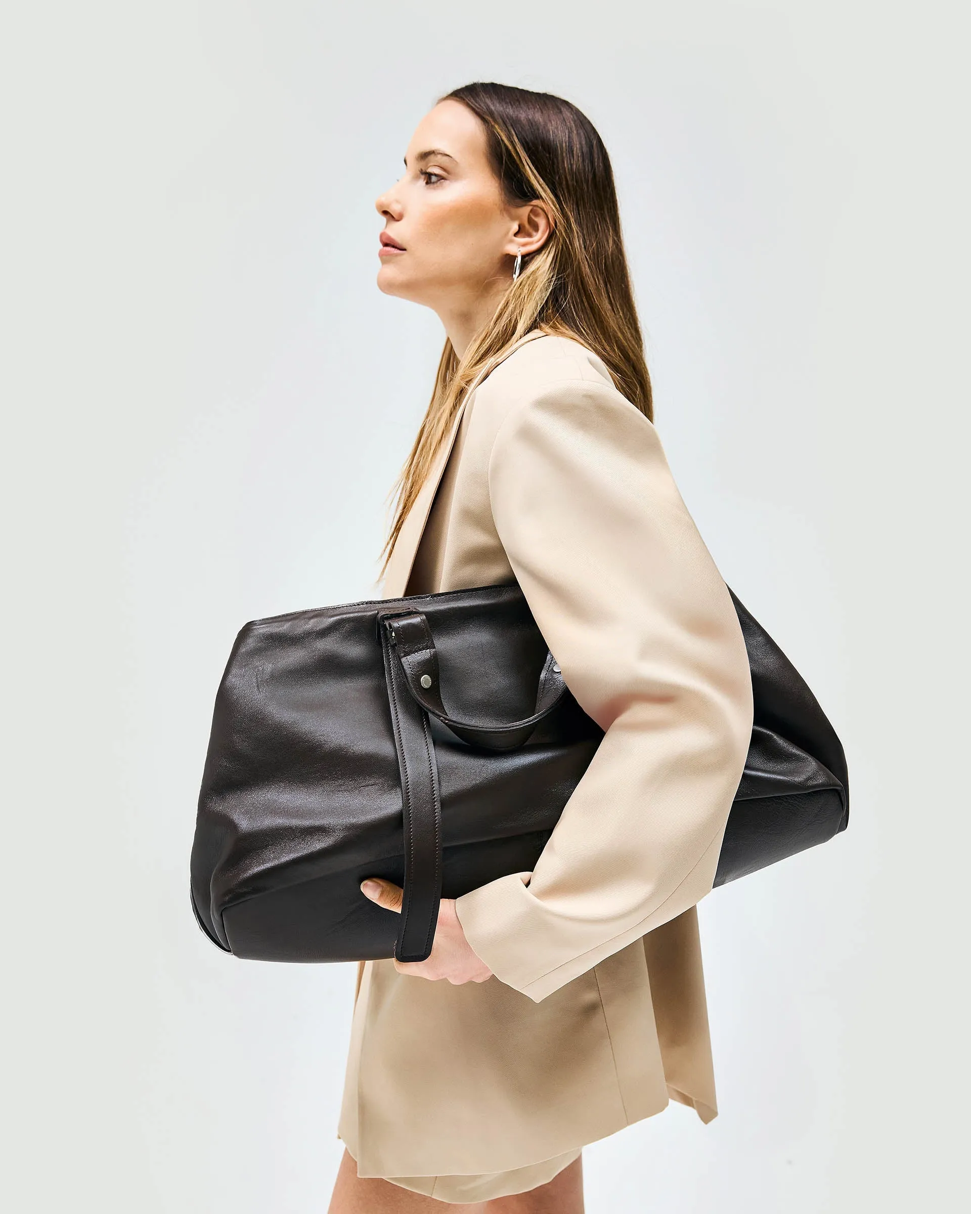 Snap Xl Tote - Chocolate sold by Represent product image thumbnail 4