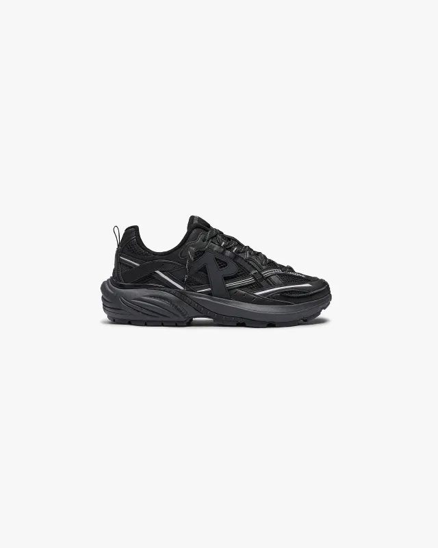 Storm Runner - Triple Black made by Represent