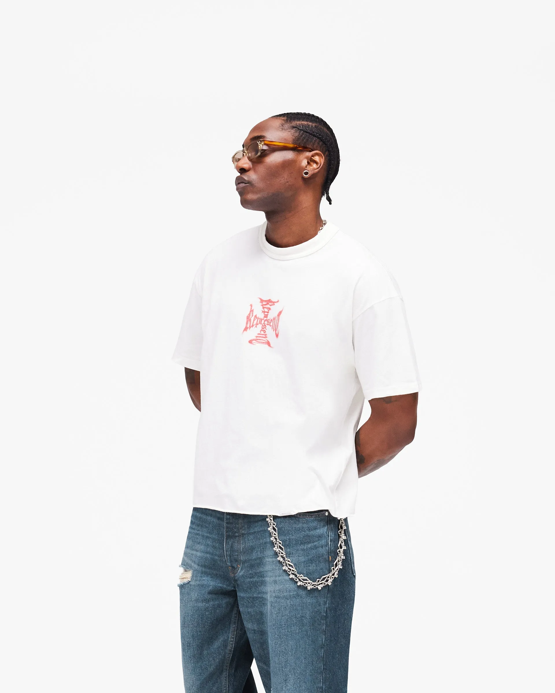 MH T-Shirt V2 - Ash White sold by Represent product image thumbnail 4