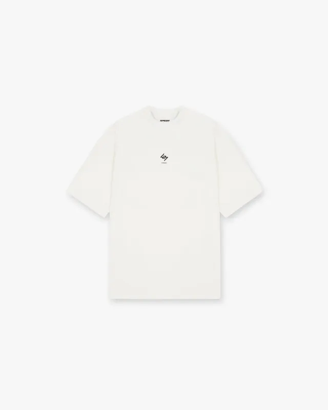 247 Oversized T-Shirt - Flat White made by Represent