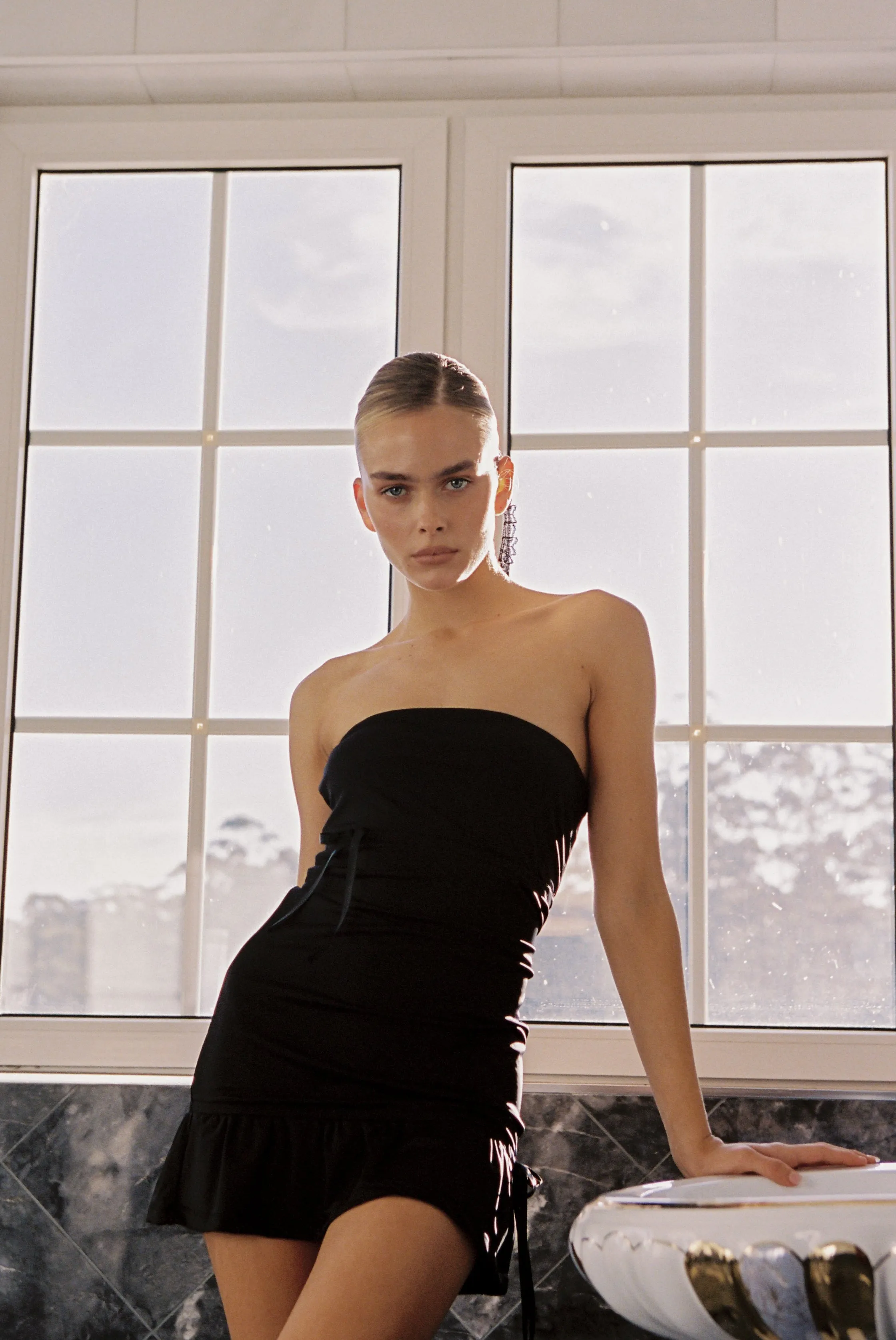 Kaia Mini in Noir sold by Amelie Teje product image thumbnail 3