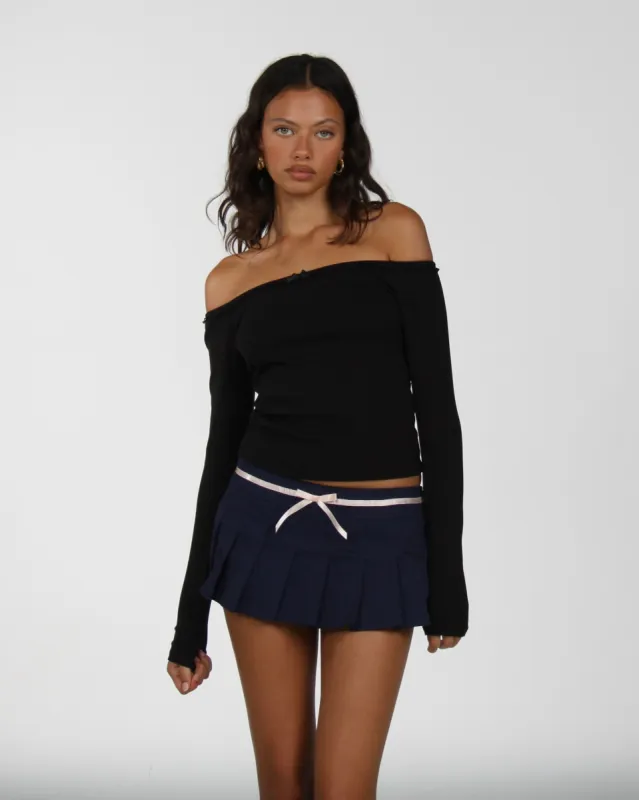 Off Shoulder Long Sleeve - Noir sold by Amelie Teje