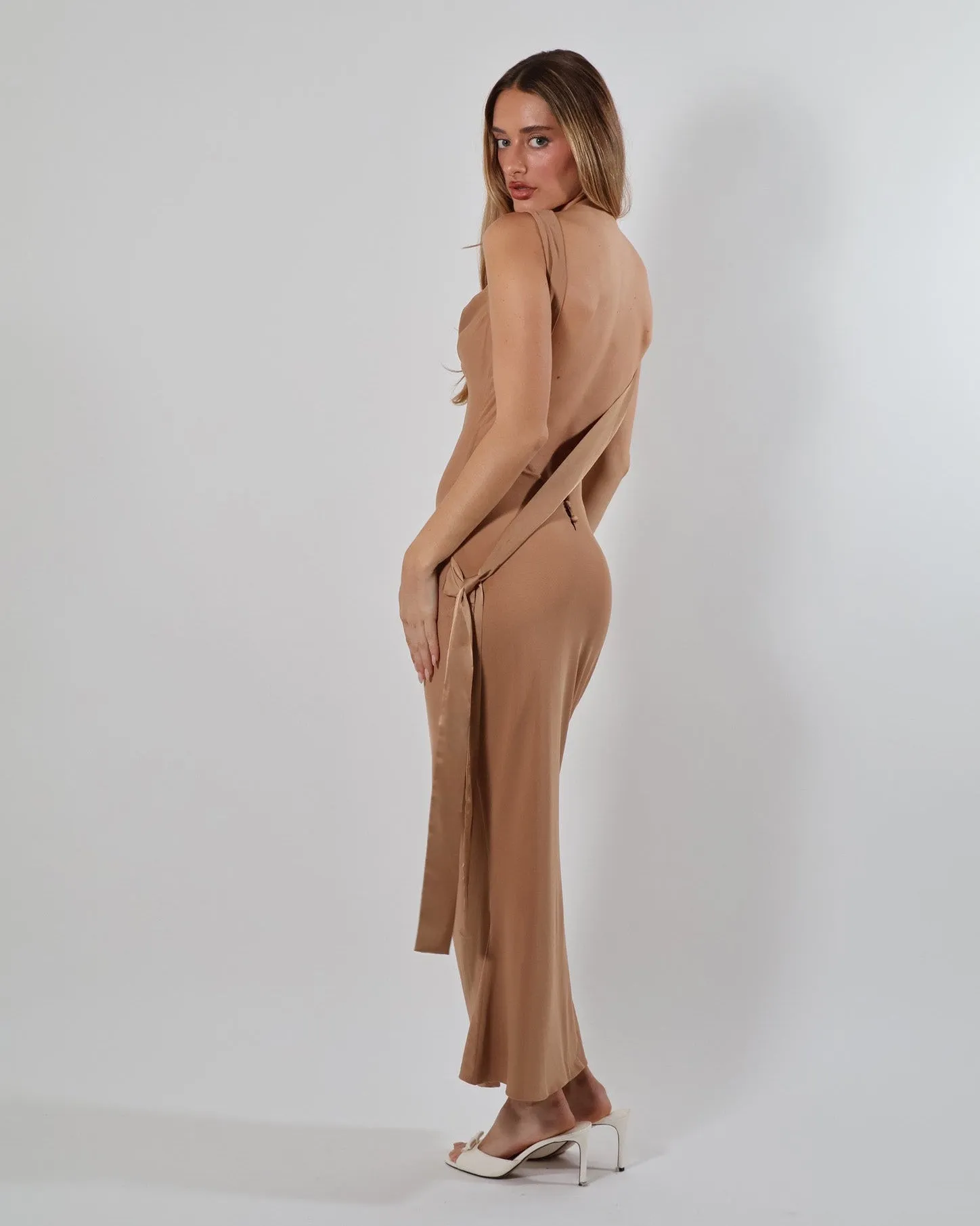 Bruna Maxi Dress sold by Amelie Teje product image thumbnail 5