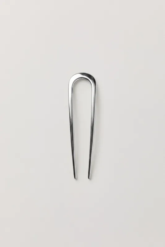 The Astra French Pin made by Amelie Teje