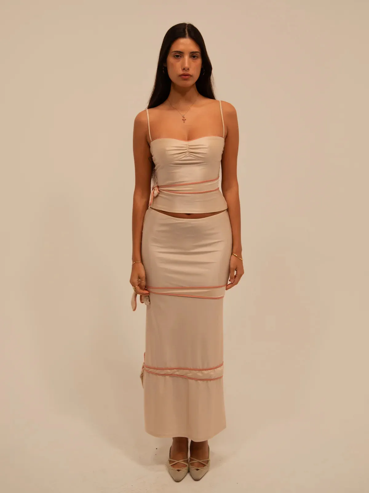 CUPCAKE TOP IN METALLIC sold by Buci