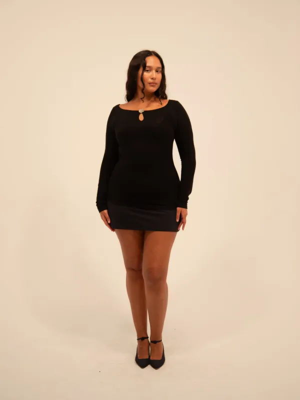 LONG SLEEVE FLOWER TOP IN BLACK made by Buci
