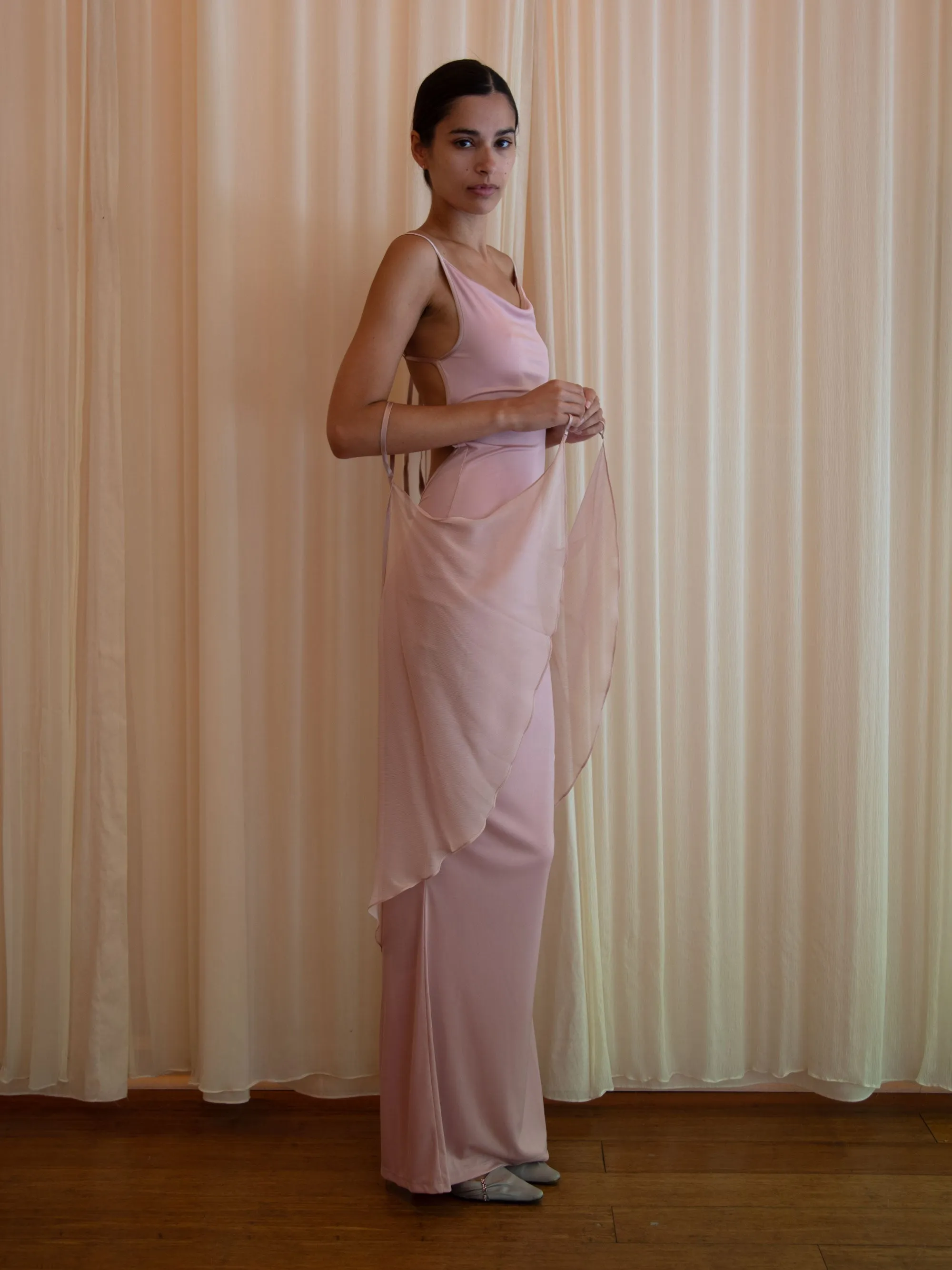 BRONTE DRESS IN BALLET sold by Buci product image thumbnail 3
