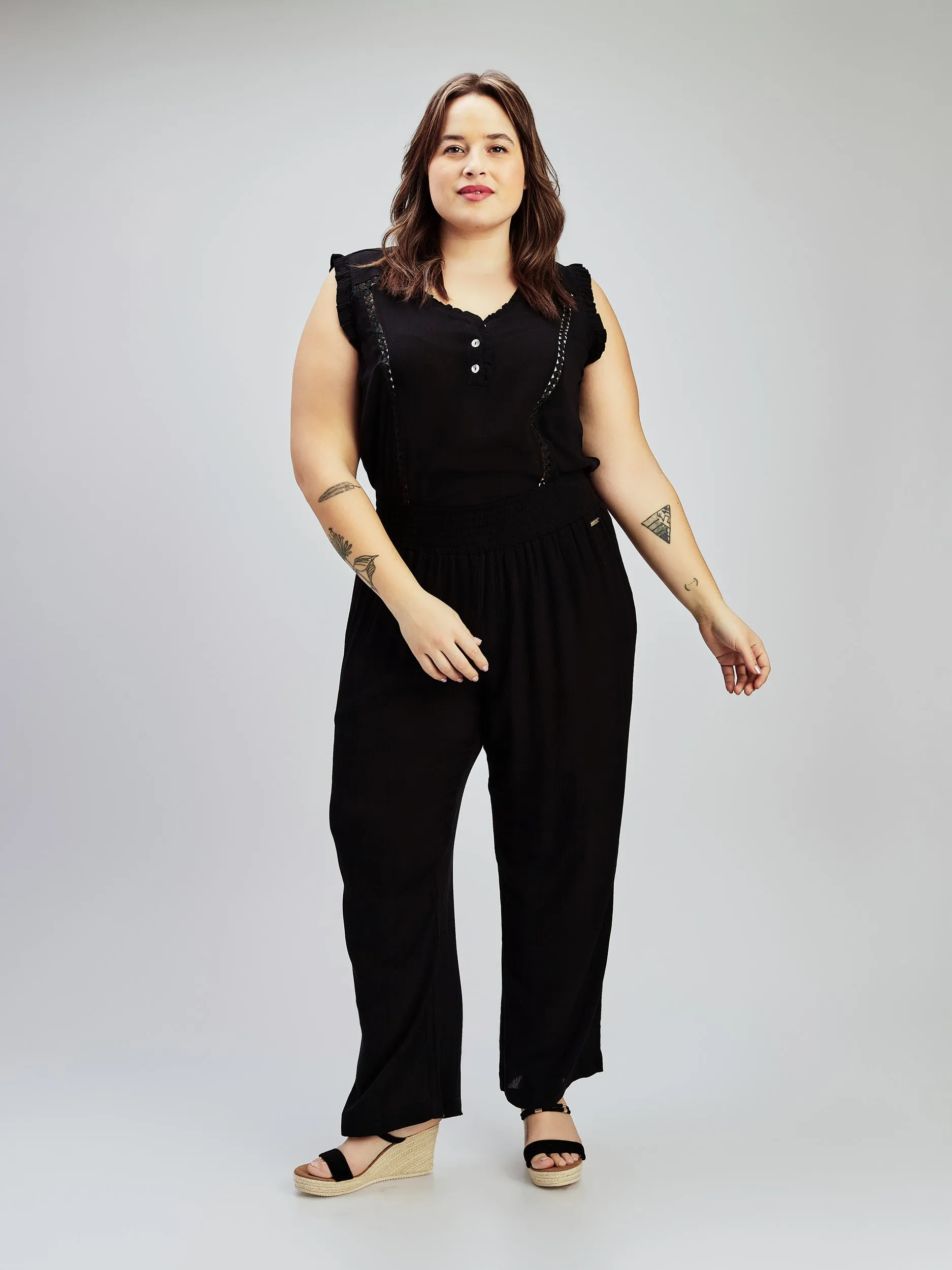 Dress pants sold by Claire France