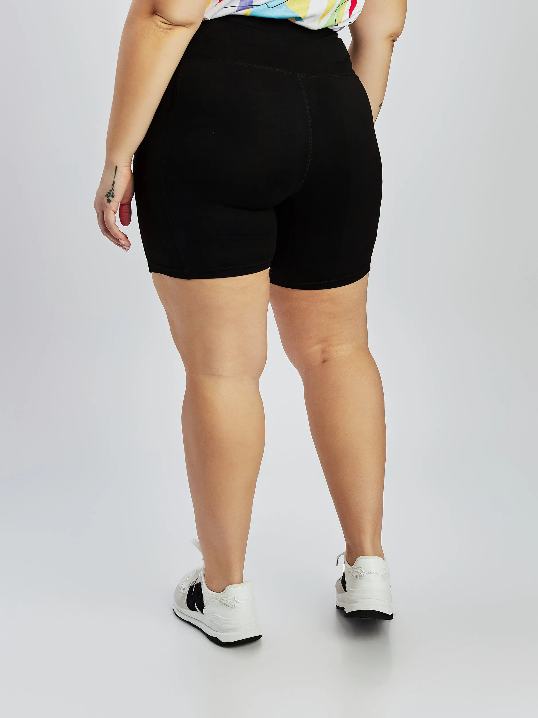 Casual short sold by Claire France product image thumbnail 3