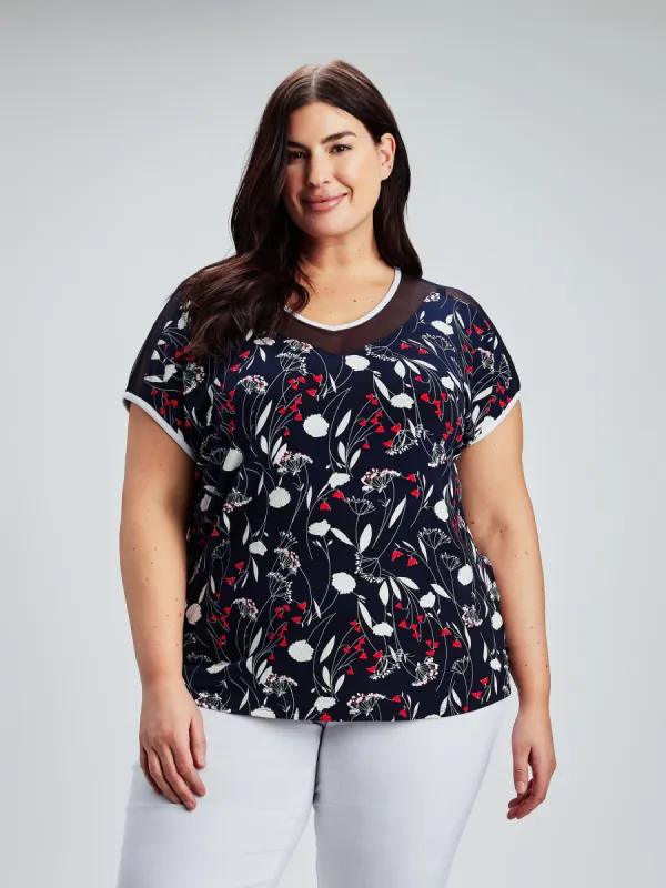 Short-sleeve semi-fitted t-shirt sold by Claire France