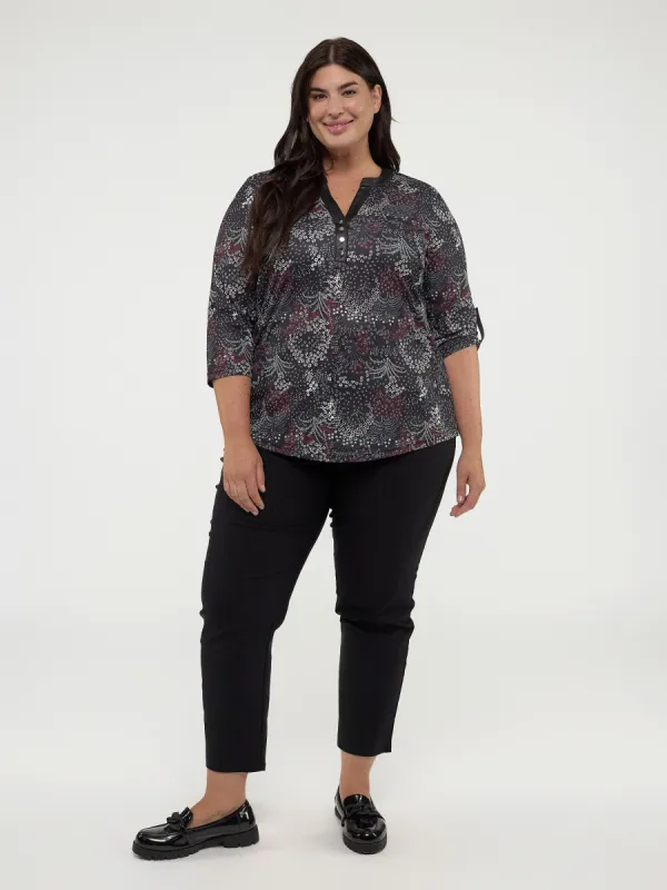 3/4-sleeve semi-fitted tunic sold by Claire France