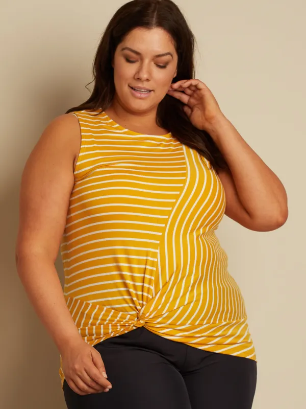 Semi-fitted tank top sold by Claire France