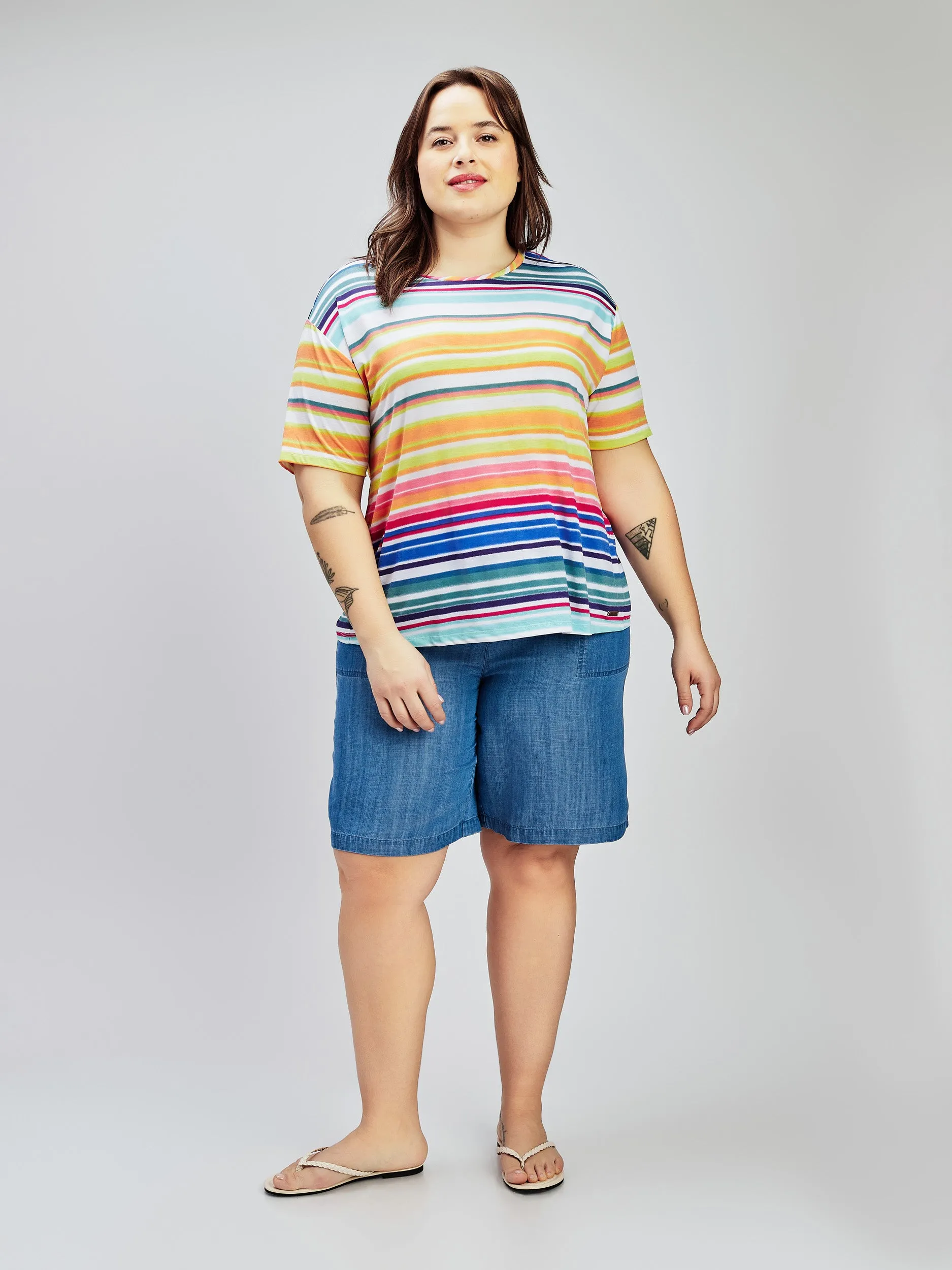 Loose short-sleeve t-shirt sold by Claire France product image thumbnail 2
