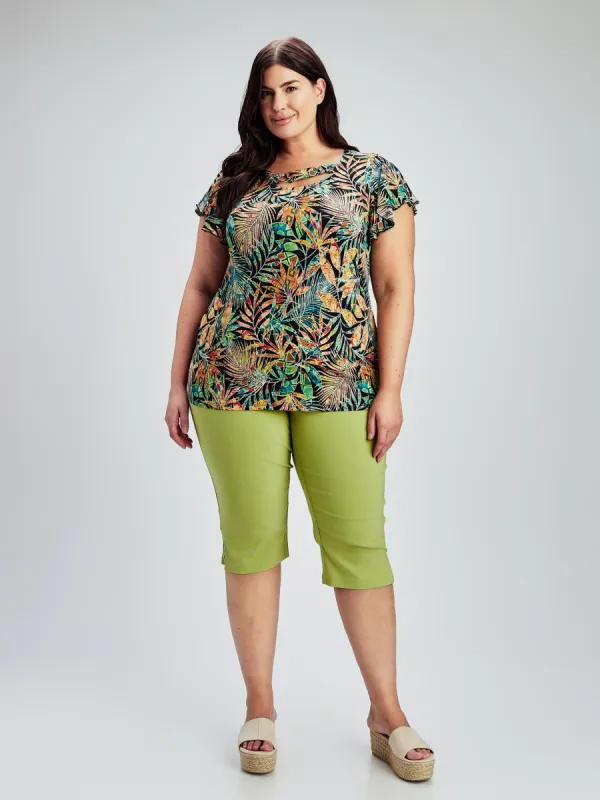 Short-sleeve semi-fitted t-shirt sold by Claire France