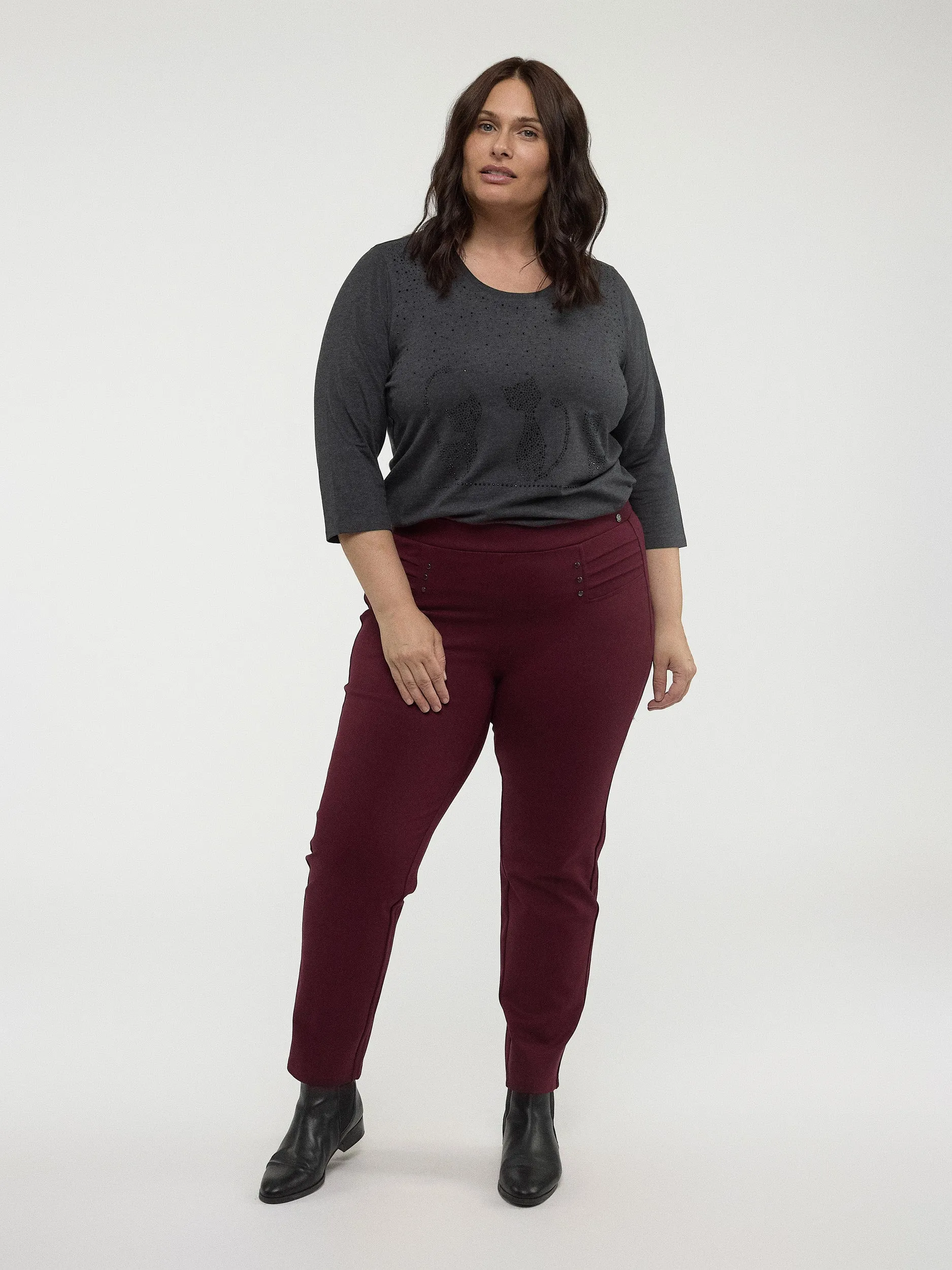 Knit pants sold by Claire France product image thumbnail 5