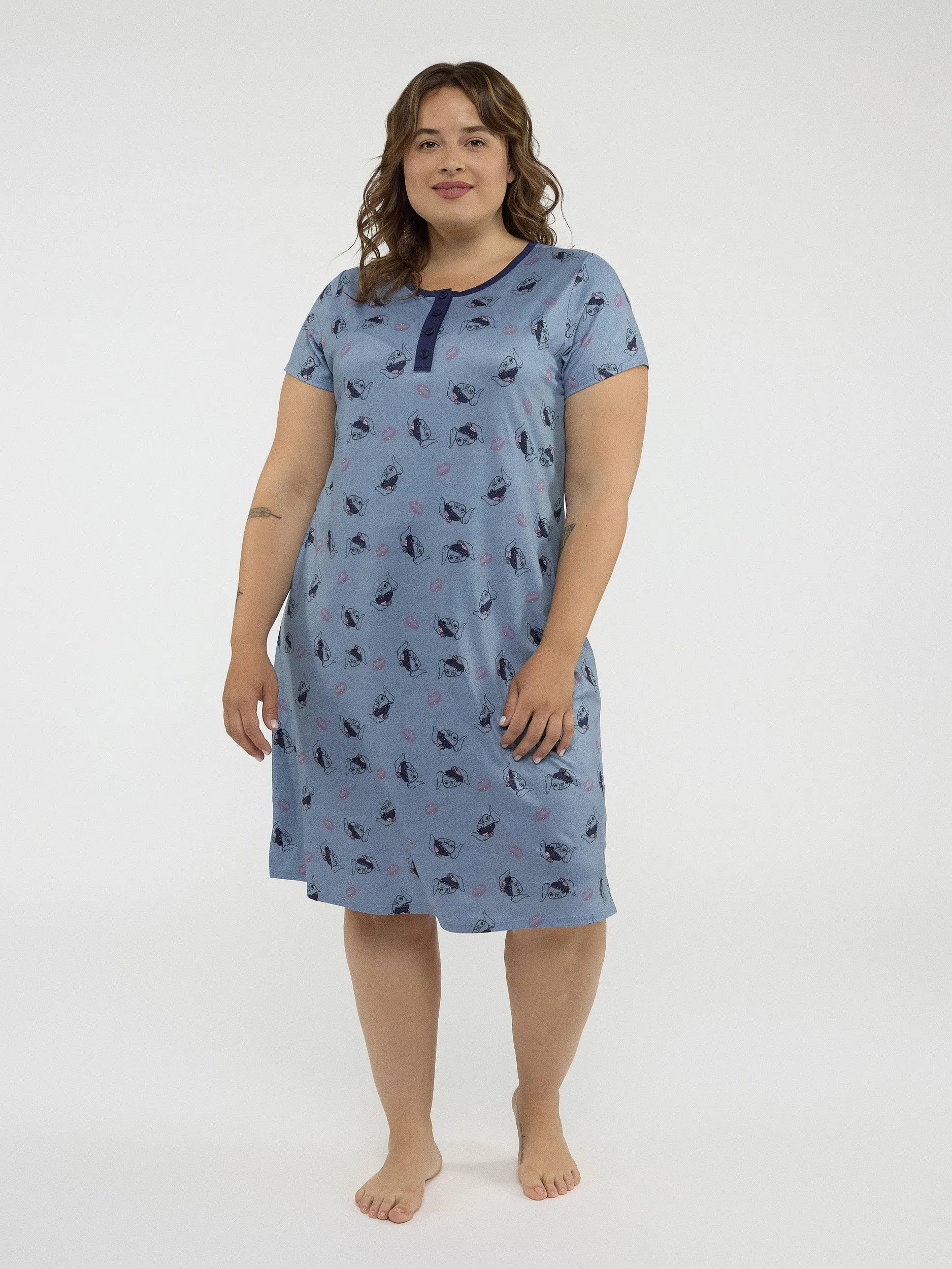 Straight nightgown sold by Claire France