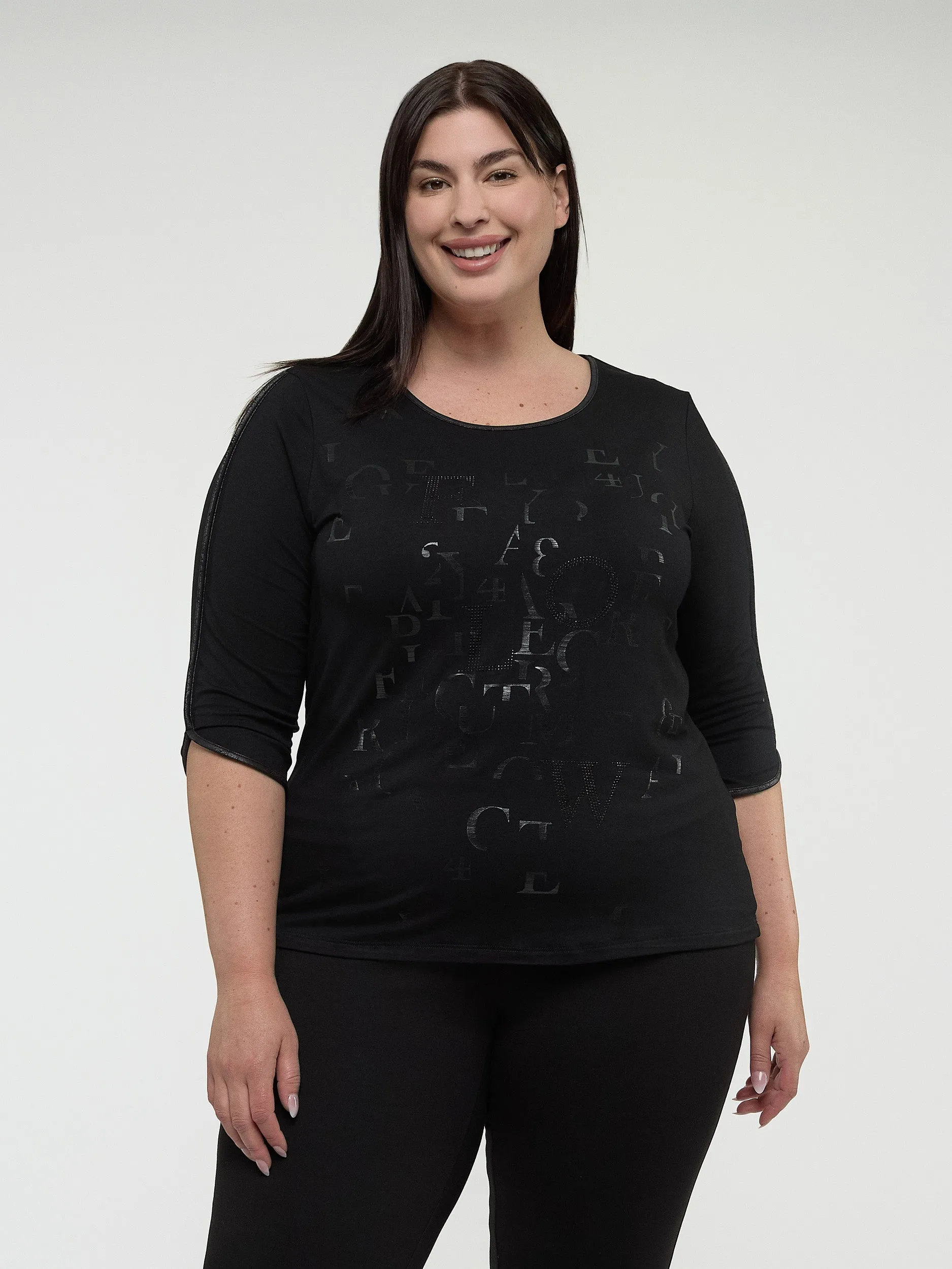 3/4-sleeve semi-fitted t-shirt sold by Claire France product image thumbnail 2