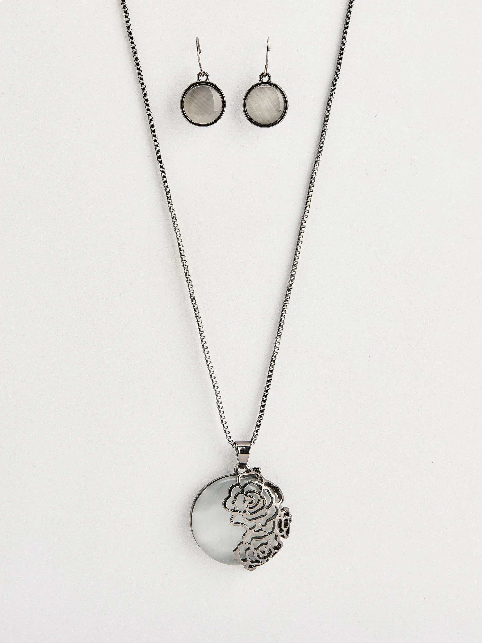 Jewelry set sold by Claire France