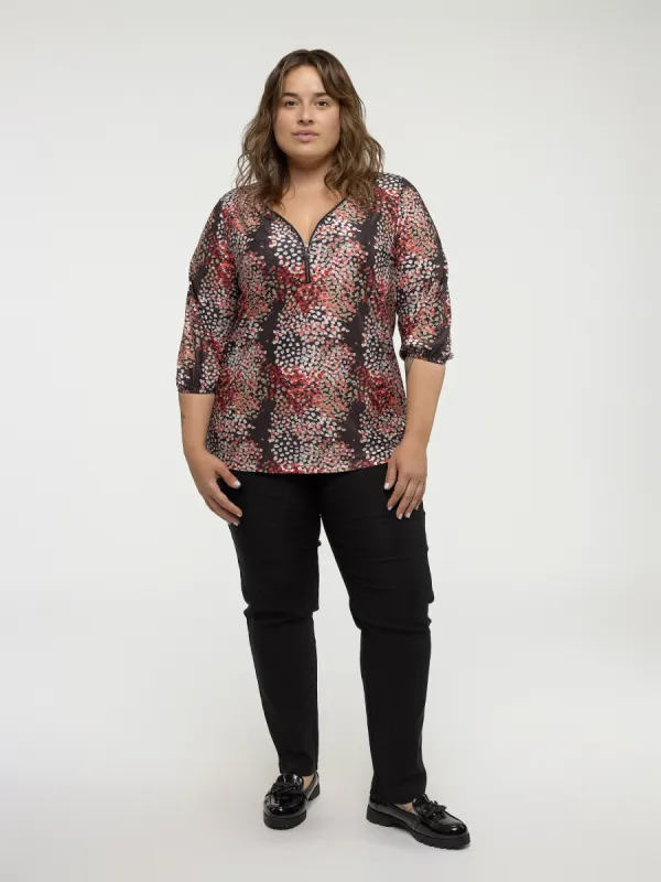 3/4-sleeve semi-fitted t-shirt sold by Claire France