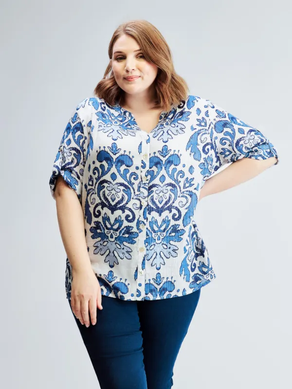 3/4-sleeve semi-fitted blouse sold by Claire France