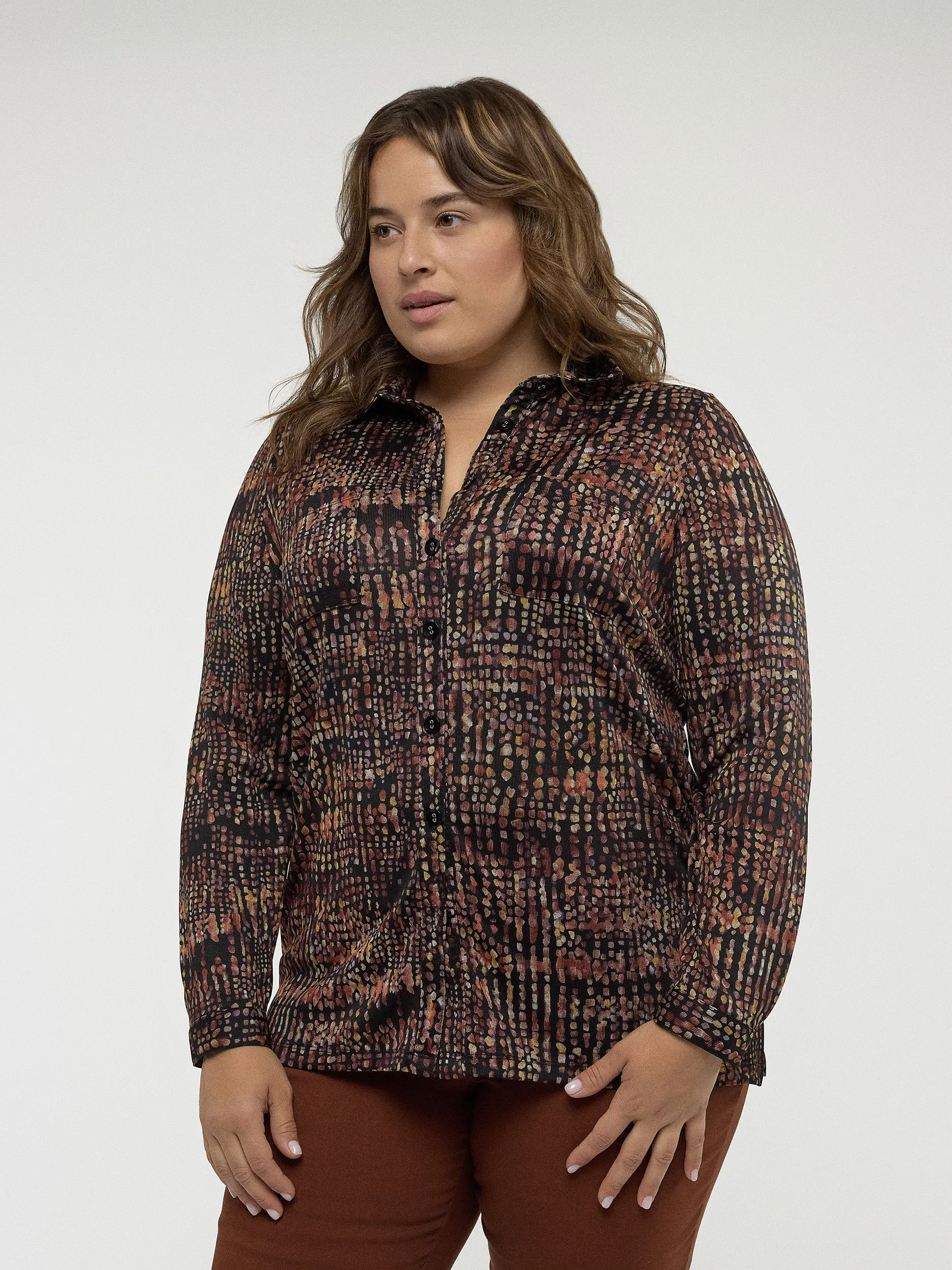 Long-sleeve semi-fitted blouse with buttons sold by Claire France product image thumbnail 2