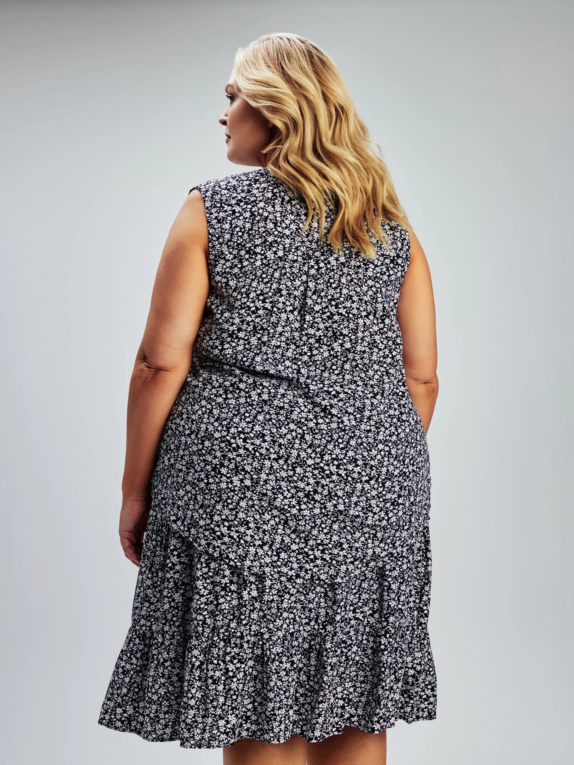 Sleeveless Blouse sold by Claire France product image thumbnail 3