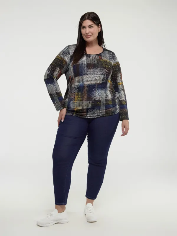 Long-sleeve semi-fitted t-shirt sold by Claire France