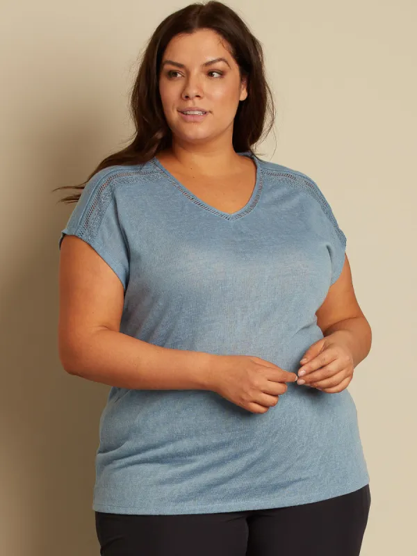 Loose short-sleeve t-shirt sold by Claire France