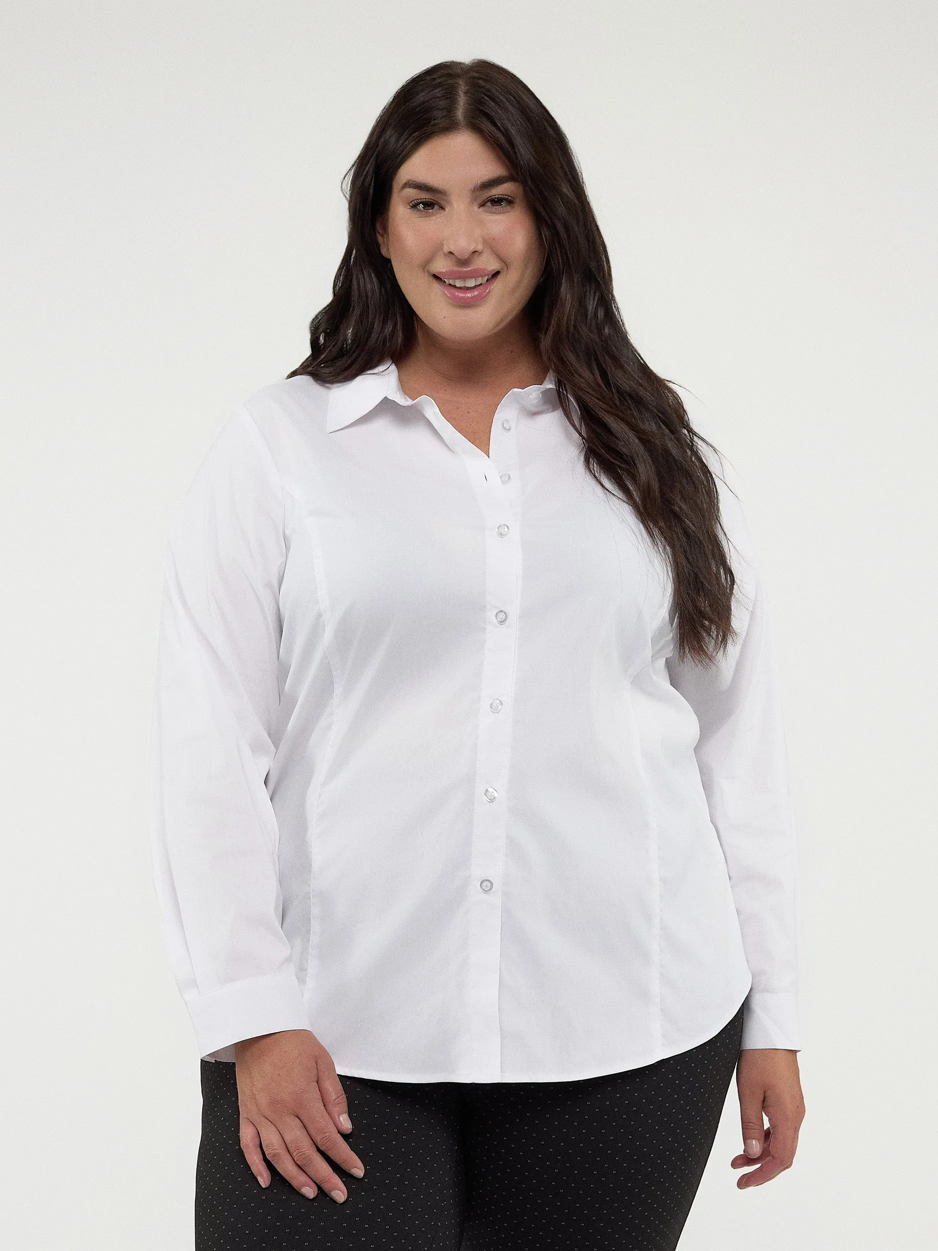 Long-sleeve semi-fitted blouse with buttons sold by Claire France product image thumbnail 2