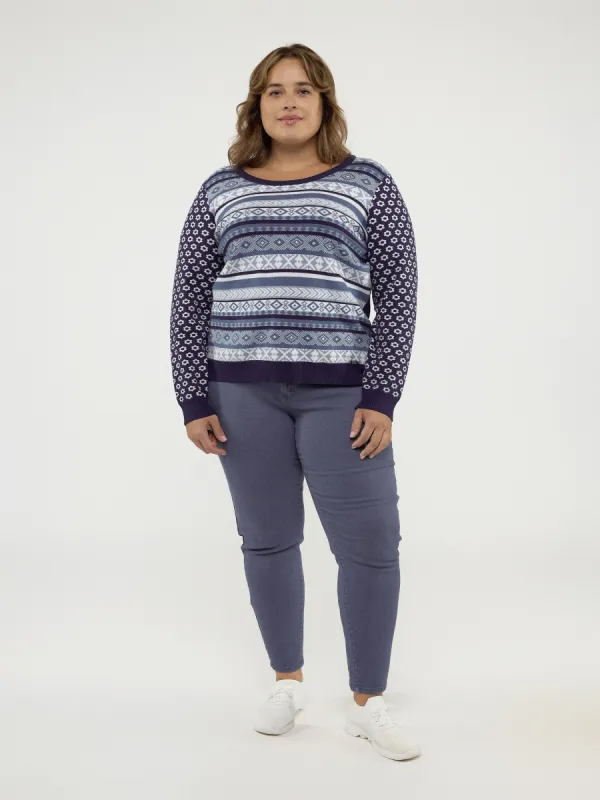 Long-sleeve semi-fitted pullover sweater sold by Claire France