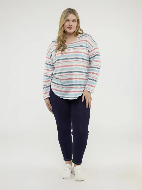 Long-sleeve loose fit tunic sold by Claire France