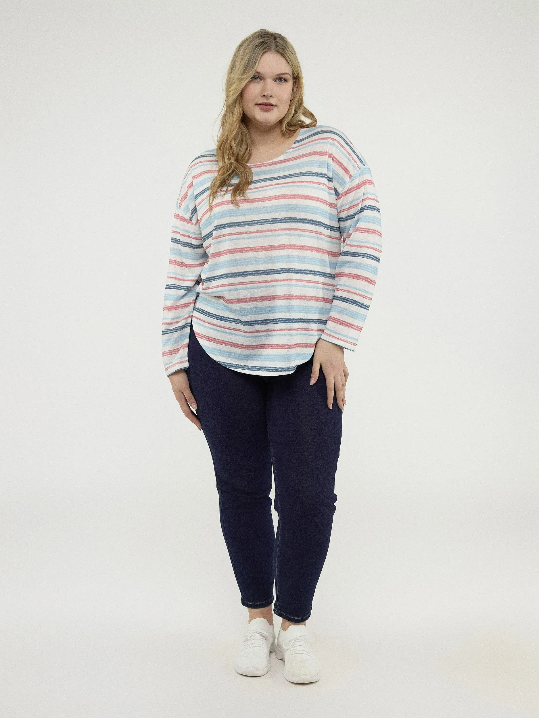 Long-sleeve loose fit tunic sold by Claire France