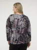 Long-sleeve semi-fitted t-shirt sold by Claire France