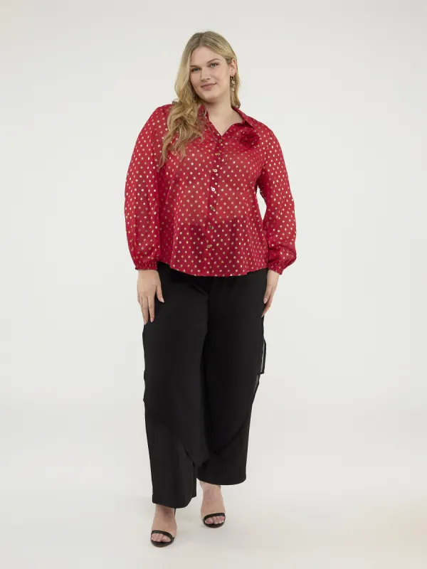 Long-sleeve semi-fitted blouse with buttons sold by Claire France