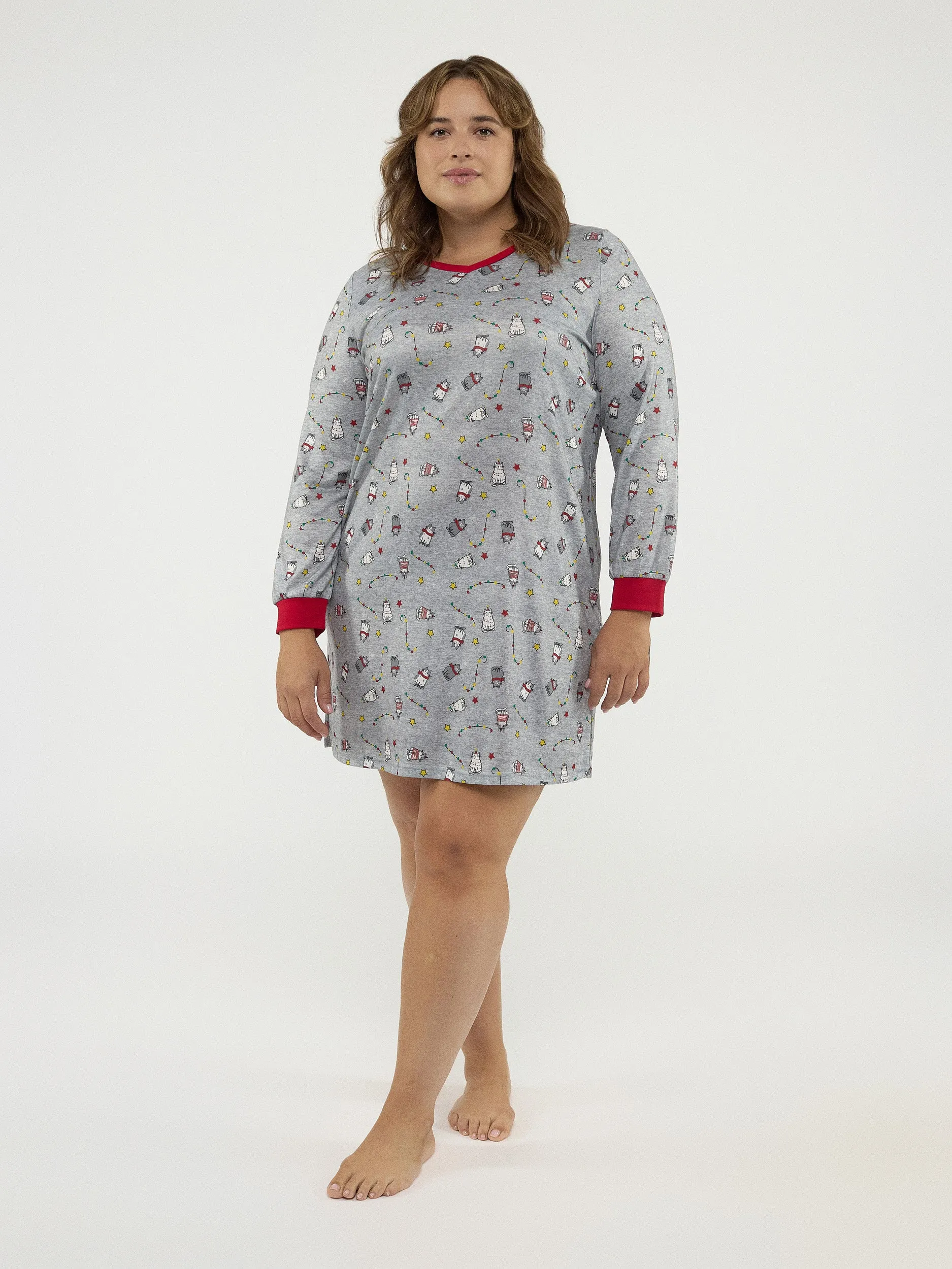 Straight nightgown sold by Claire France