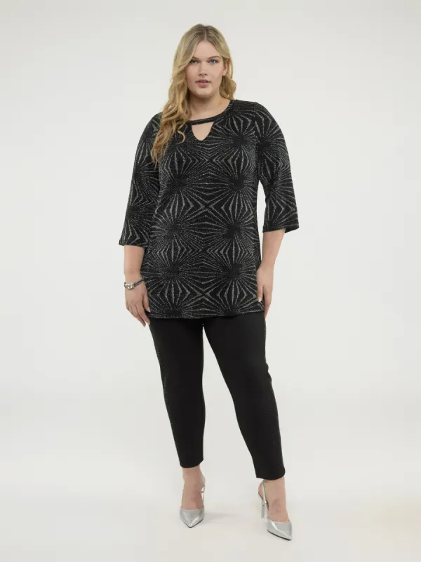 3/4-sleeve semi-fitted tunic sold by Claire France