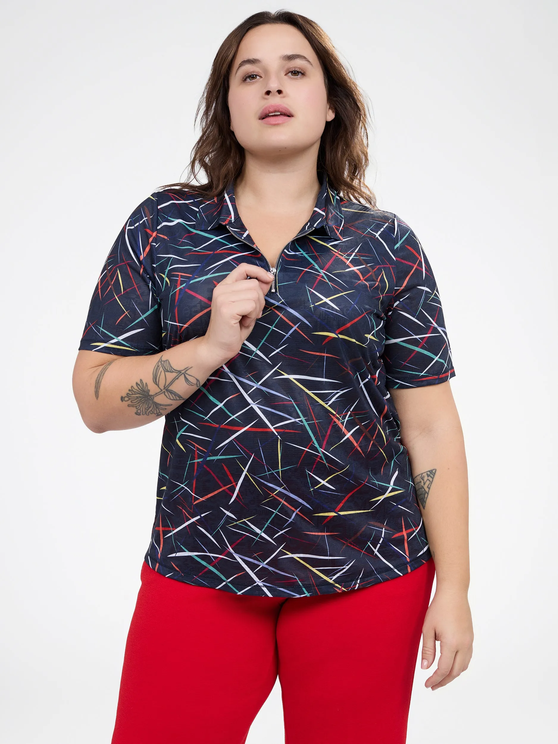 Short-sleeve semi-fitted t-shirt sold by Claire France product image thumbnail 5