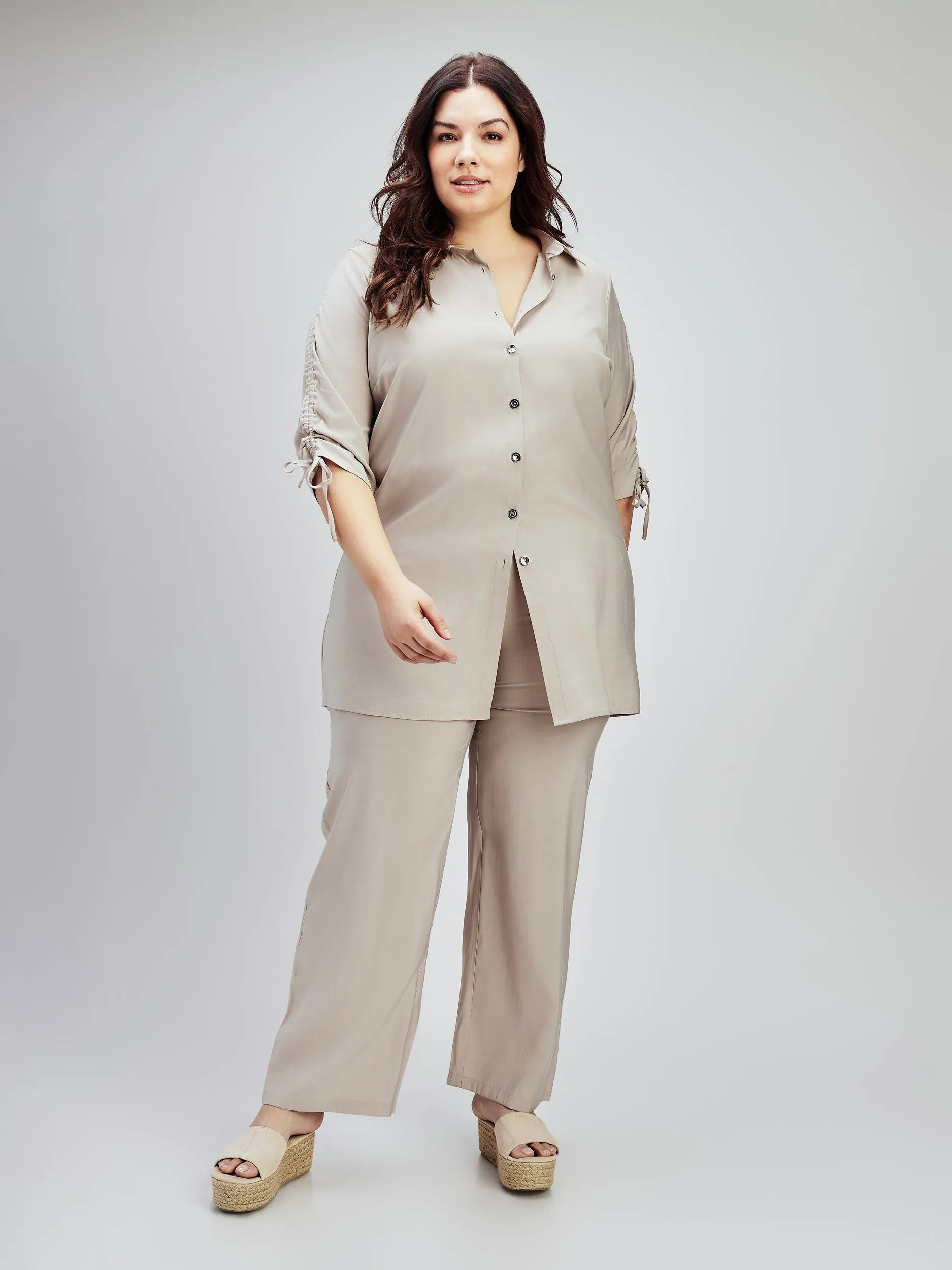 3/4-sleeve semi-fitted tunic with buttons sold by Claire France