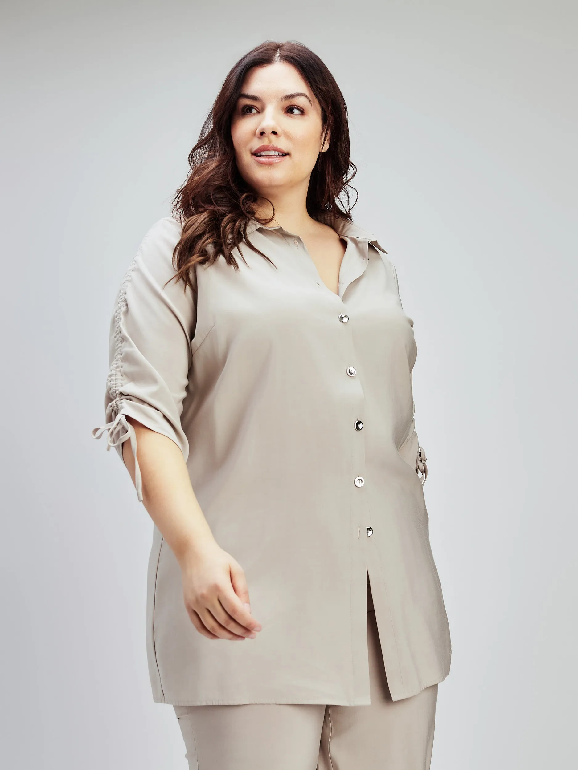 3/4-sleeve semi-fitted tunic with buttons sold by Claire France product image thumbnail 2