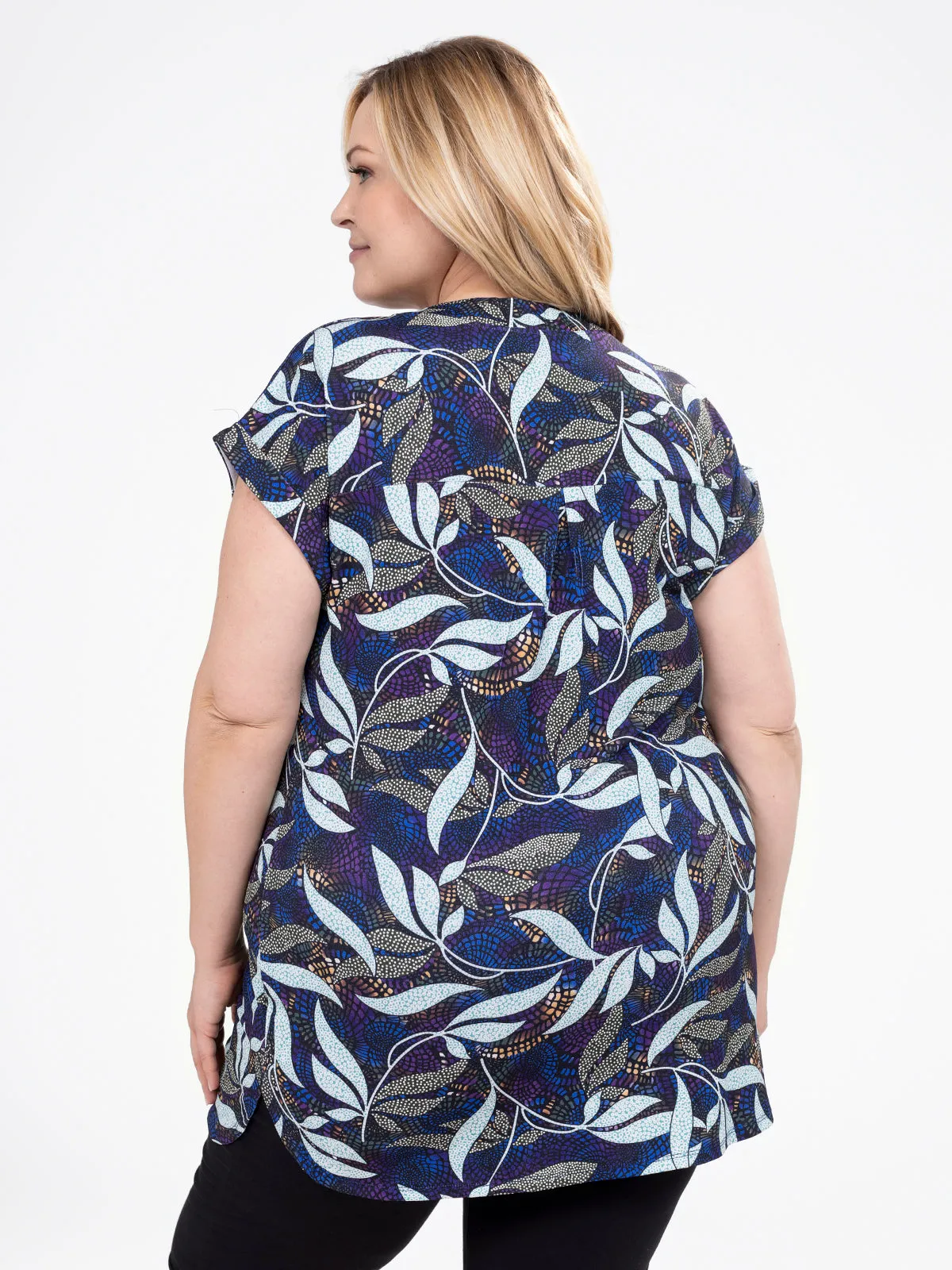 Short-sleeve loose tunic sold by Claire France product image thumbnail 5