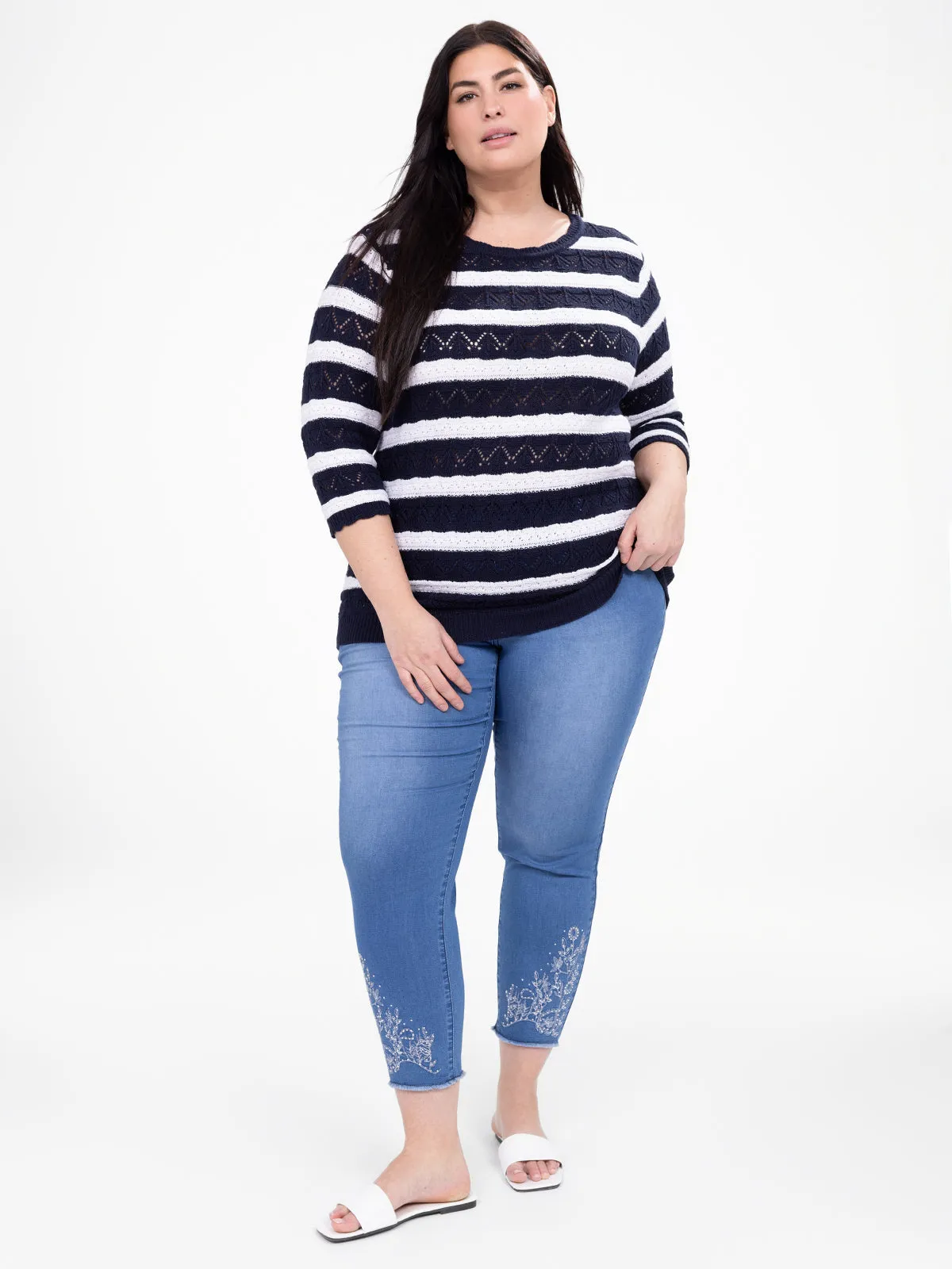 3/4-sleeve semi-fitted pullover sweater sold by Claire France