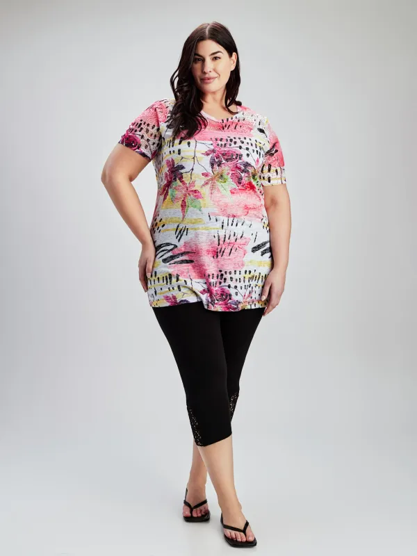 Short-sleeve semi-fitted tunic sold by Claire France