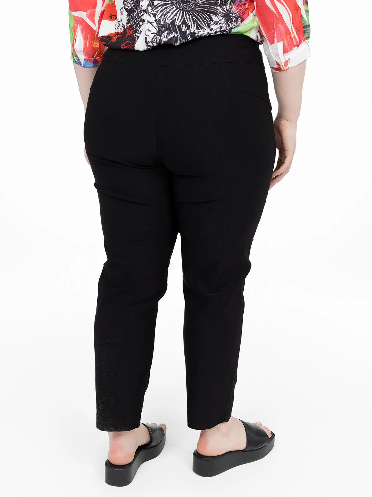 Straight fitted pull-on pant - Petite sold by Claire France product image thumbnail 3