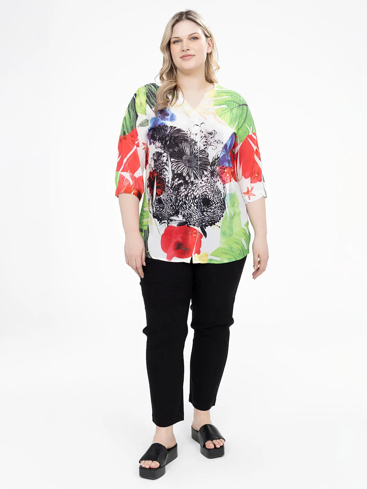 Straight fitted pull-on pant - Petite sold by Claire France